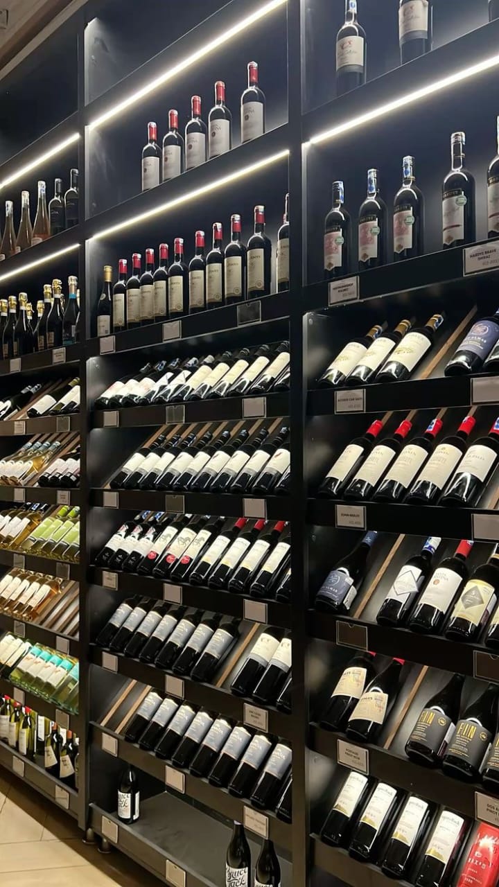 Cave vins whisky